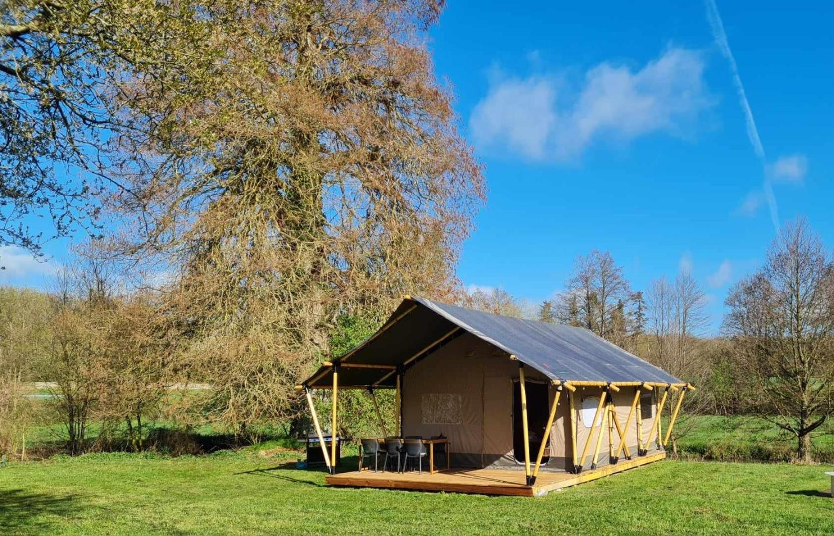 Camping De La Touche Ligueil Ngoại thất bức ảnh