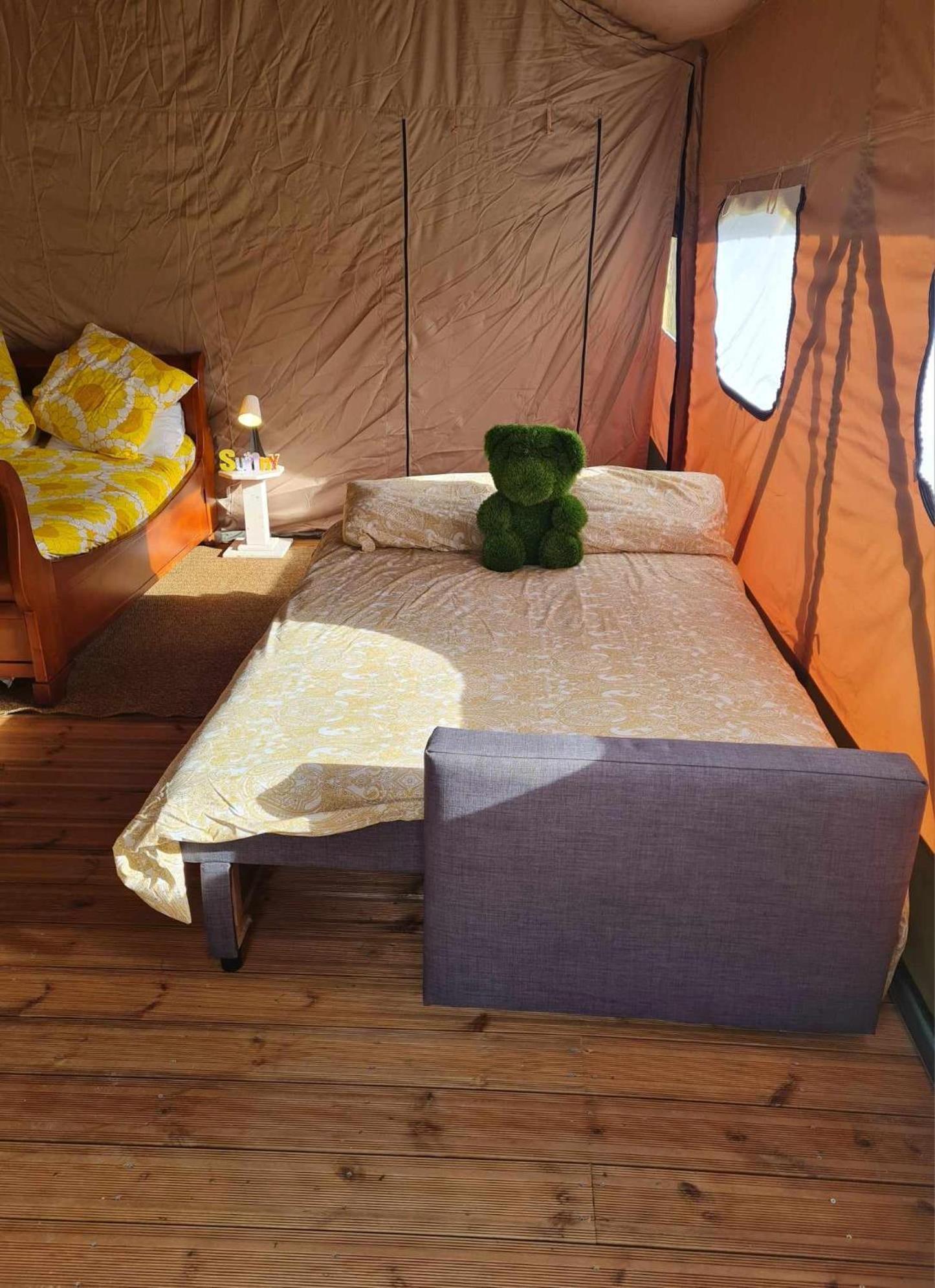 Camping De La Touche Ligueil Ngoại thất bức ảnh