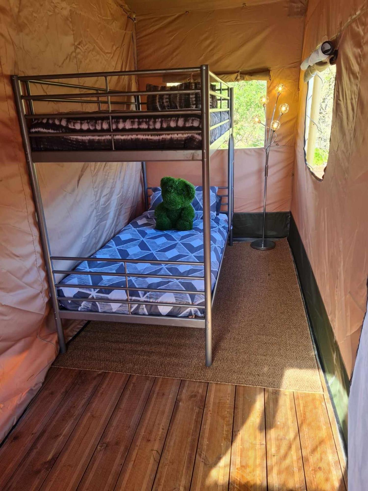Camping De La Touche Ligueil Ngoại thất bức ảnh